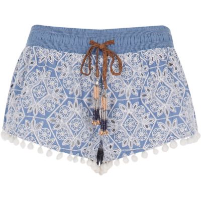 RI Resort light blue embroidered shorts